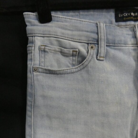 LUCKY BRAND - Ava Skinny | 4/27 ankle | Light Blue Skinny Button Fly Jeans - Picture 3 of 16
